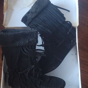Size 7.5 women's boots